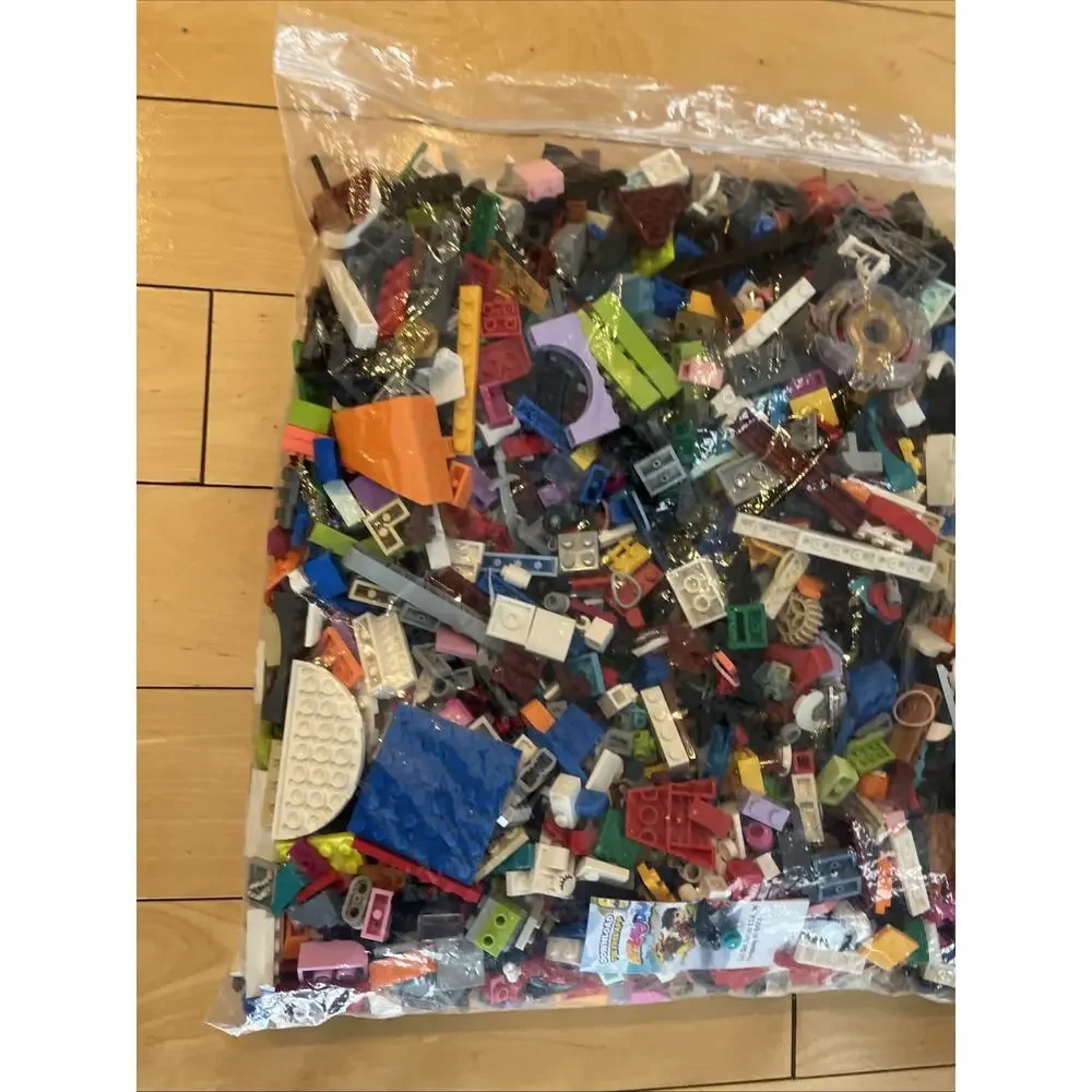 LEGO Mixed Lot 2 Lbs Cleaned And Selected Pieces
